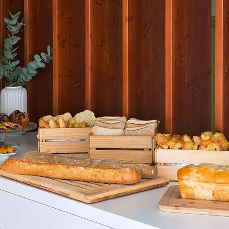 Paradou Mediterranee, Bw Signature Collection By Western